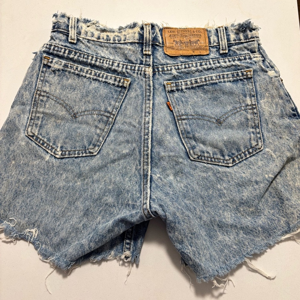 RARE VINTAGE LEVI'S ORANGE TAB Acid Wash High Rise Cutoff Denim Jean Shorts - Picture 3 of 15